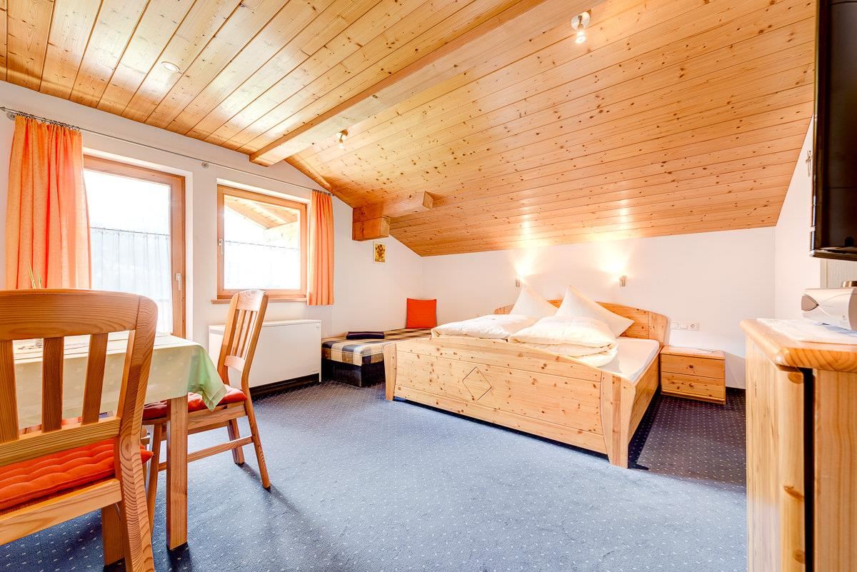Doppelbett-und Familienzimmer Breithorn